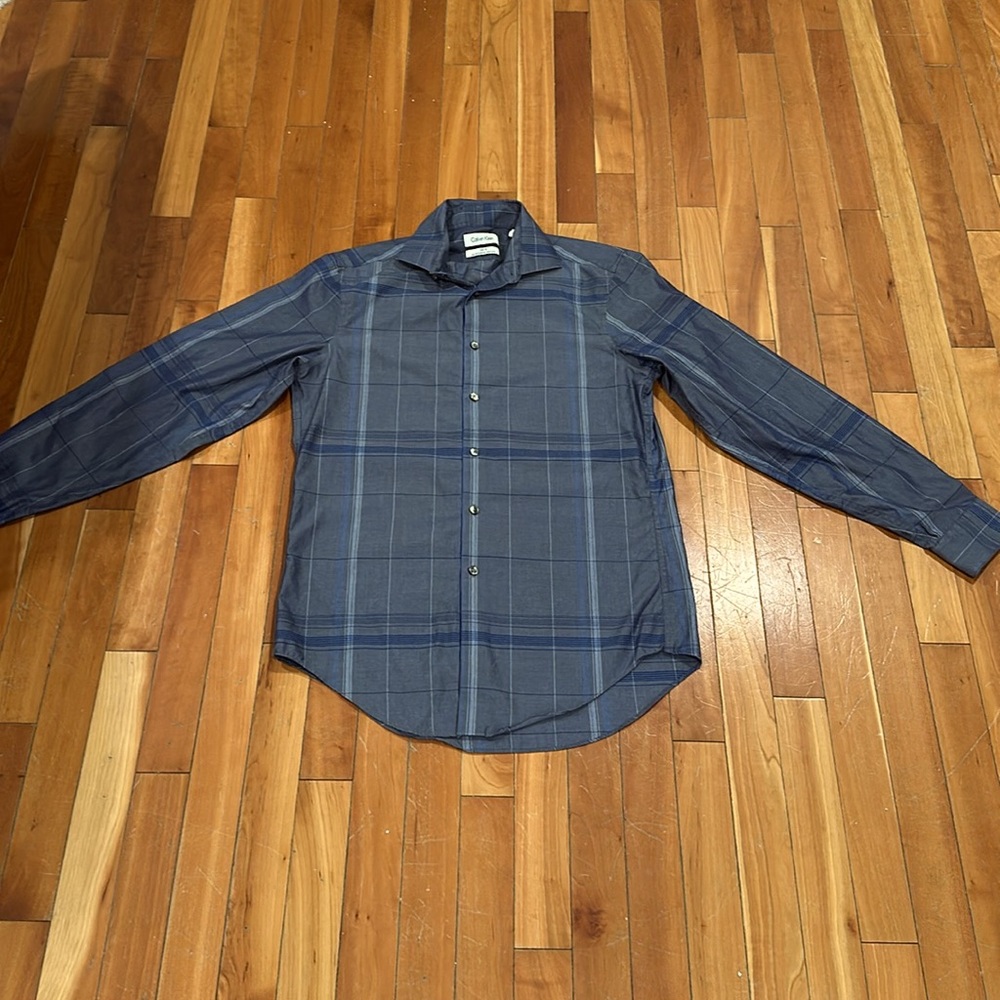 Calvin Klein Navy Blue, Striped Men’s Button-Down Dress Shirt, Size 14.5, 32/33